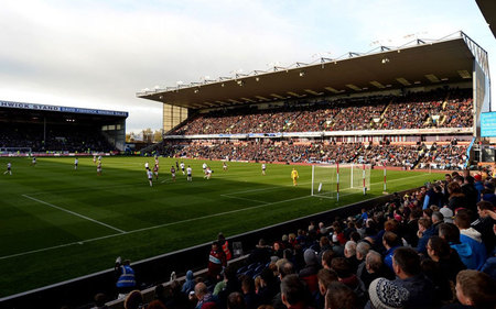 是跃过6米 是跃过6米