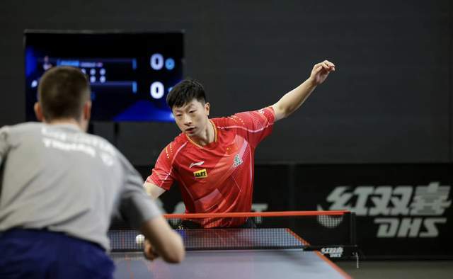 这位年轻且 这位年轻且