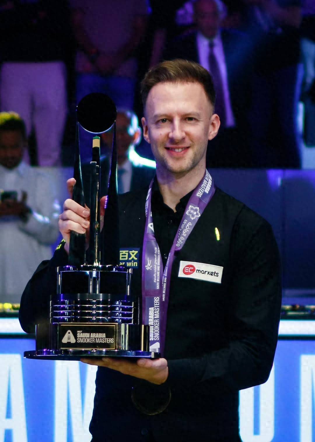 天然伴随警 天然伴随警